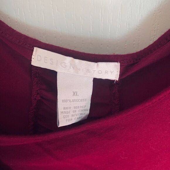 Design History tank with beading - Picture 2 of 5